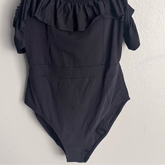 Bleu Rod Beattie Strapless Ruffle Overlay Black Monokini Maillot Swimsuit 14 - Picture 4 of 14